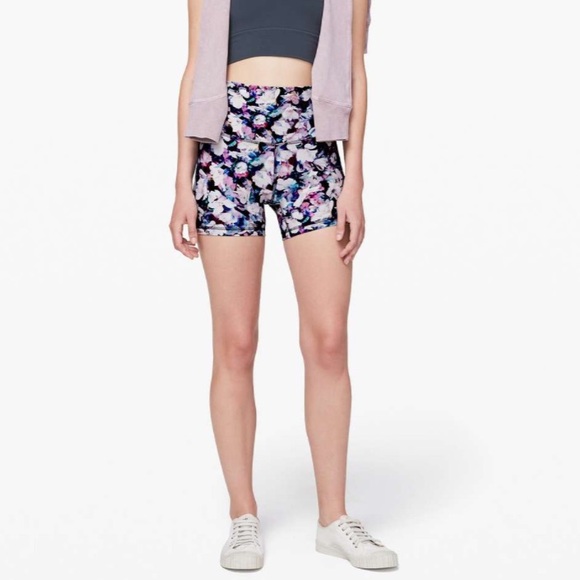 Lululemon Align Short *4"
Utopia Multi - Picture 3 of 6